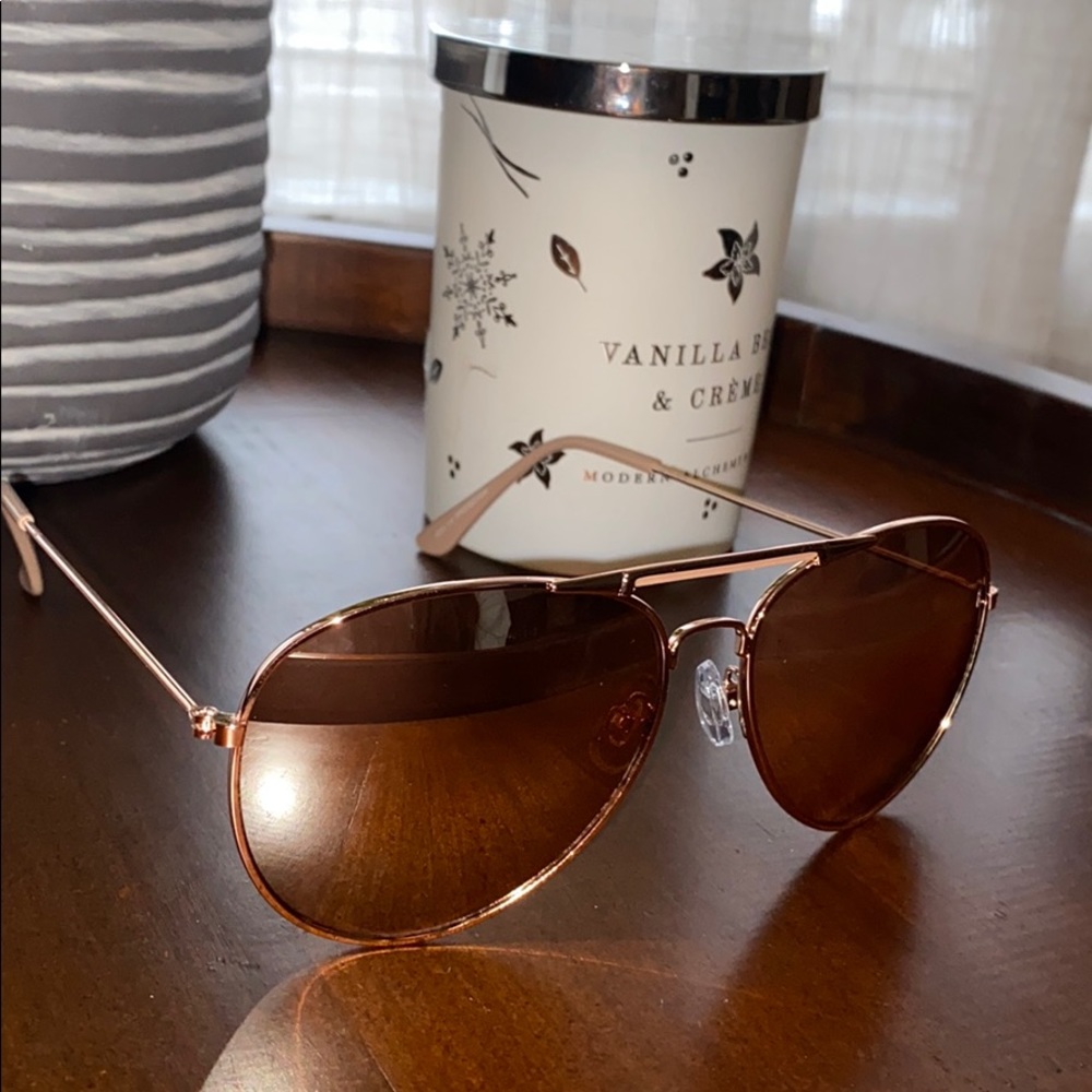sunglasses - Picture 2 of 4